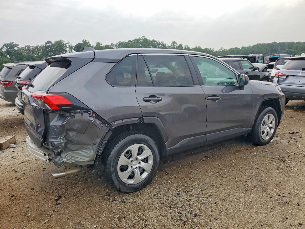 2025 TOYOTA RAV4 LE — снимка 3