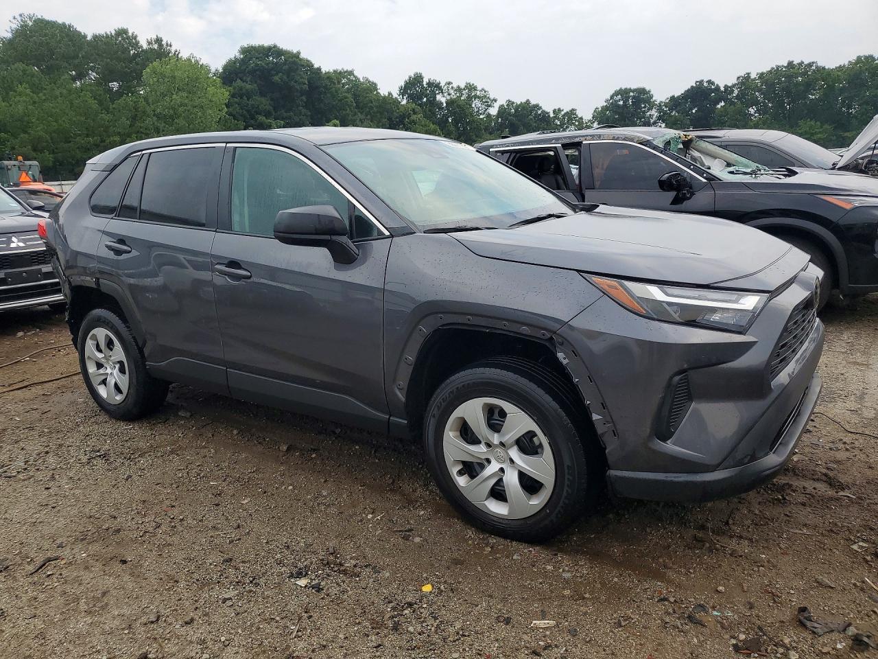 2025 TOYOTA RAV4 LE — снимка 4