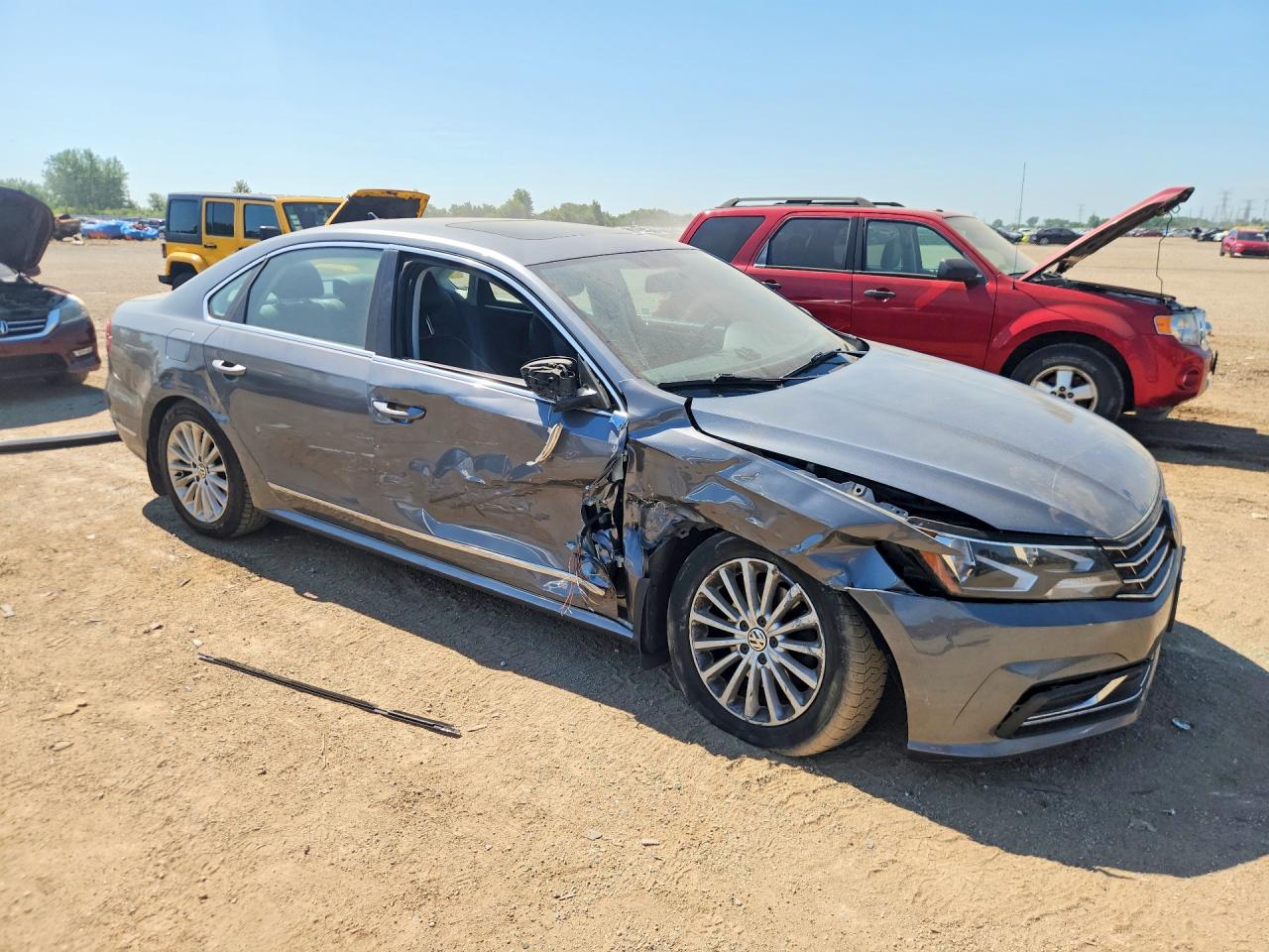 2017 VOLKSWAGEN PASSAT SE — снимка 4