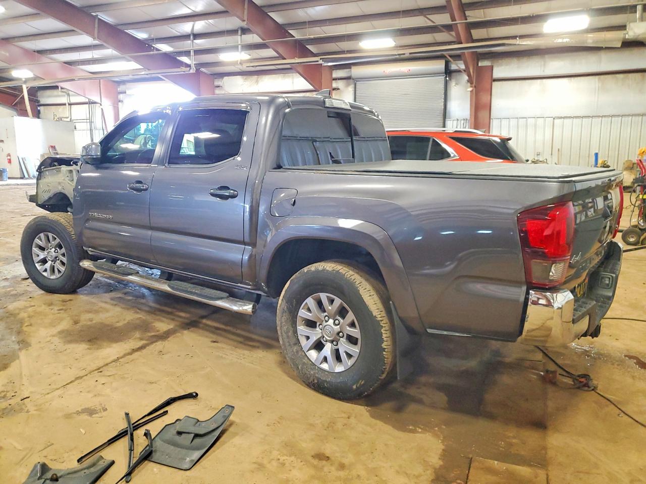 2019 TOYOTA TACOMA SR5 V6 — снимка 2