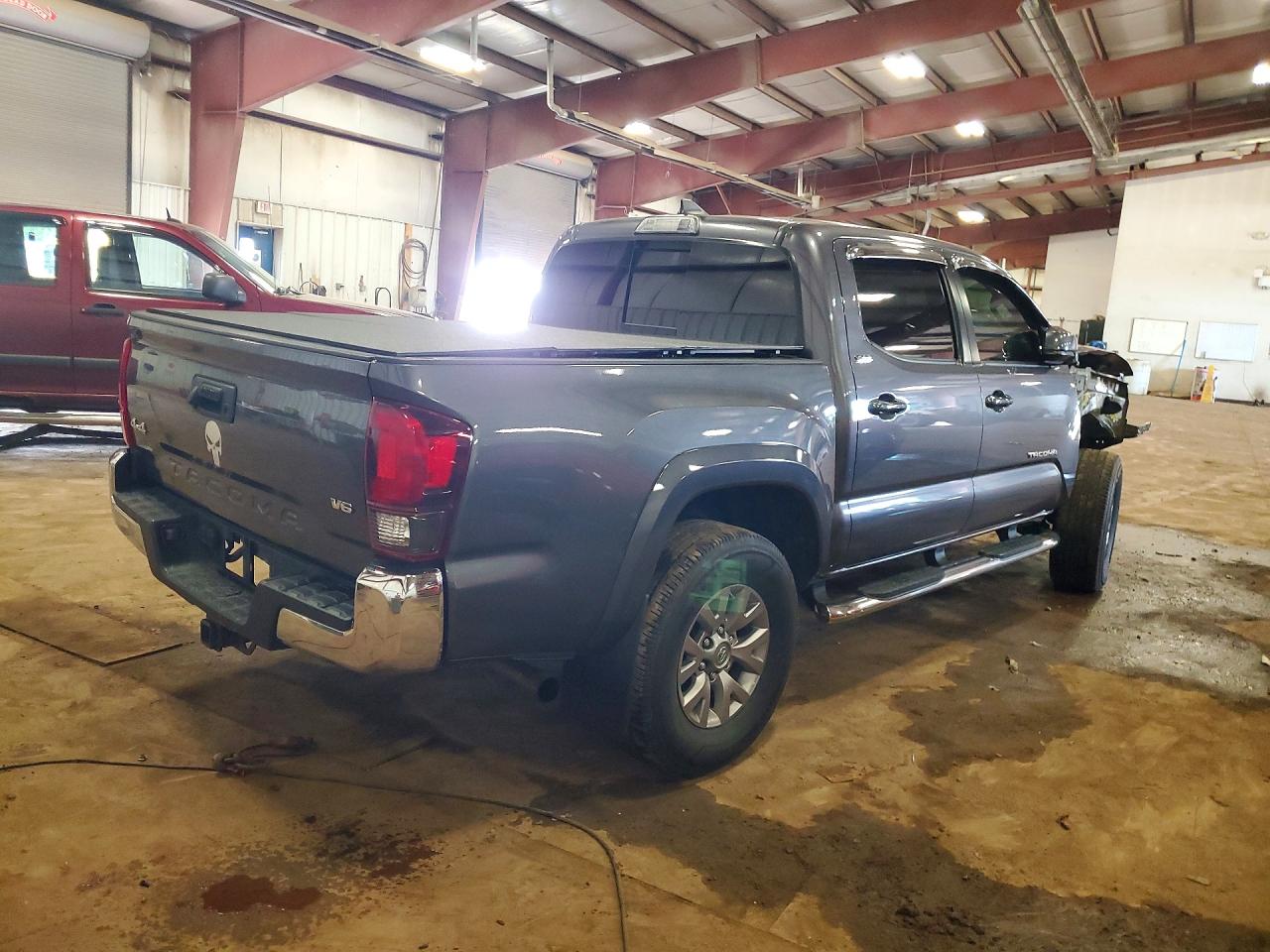 2019 TOYOTA TACOMA SR5 V6 — снимка 3
