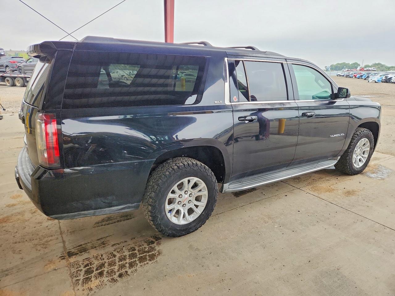 2015 GMC YUKON XL K1500 SLT — снимка 3