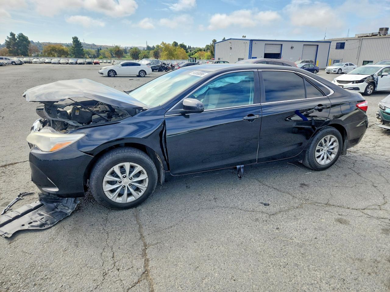 2017 TOYOTA CAMRY LE