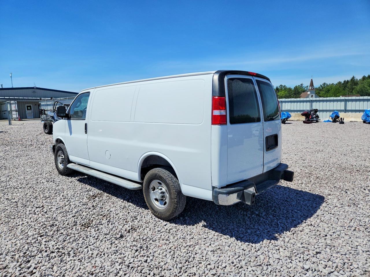 2020 CHEVROLET EXPRESS 2500 — снимка 2