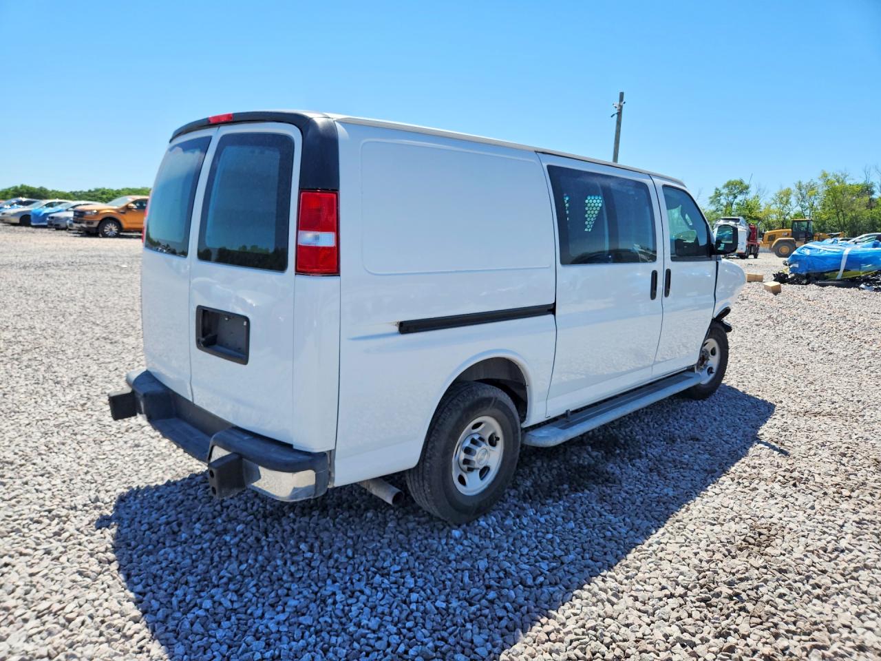 2020 CHEVROLET EXPRESS 2500 — снимка 3