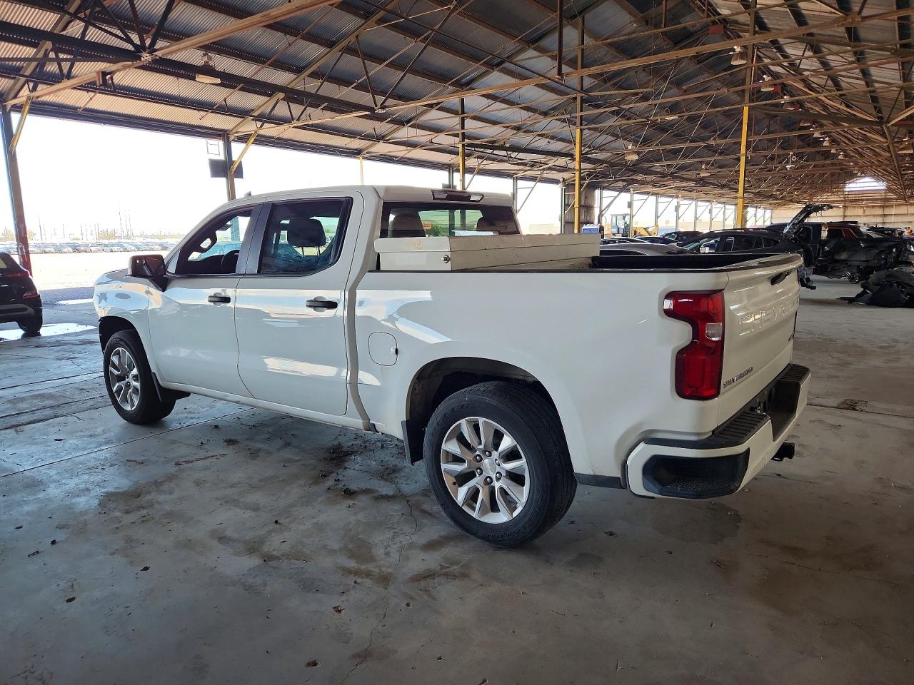 2021 CHEVROLET SILV1500 4WD — снимка 2