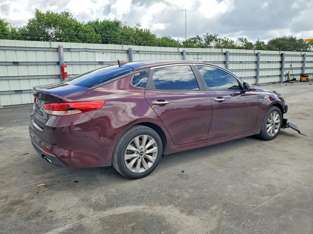 2018 KIA OPTIMA LX — снимка 3