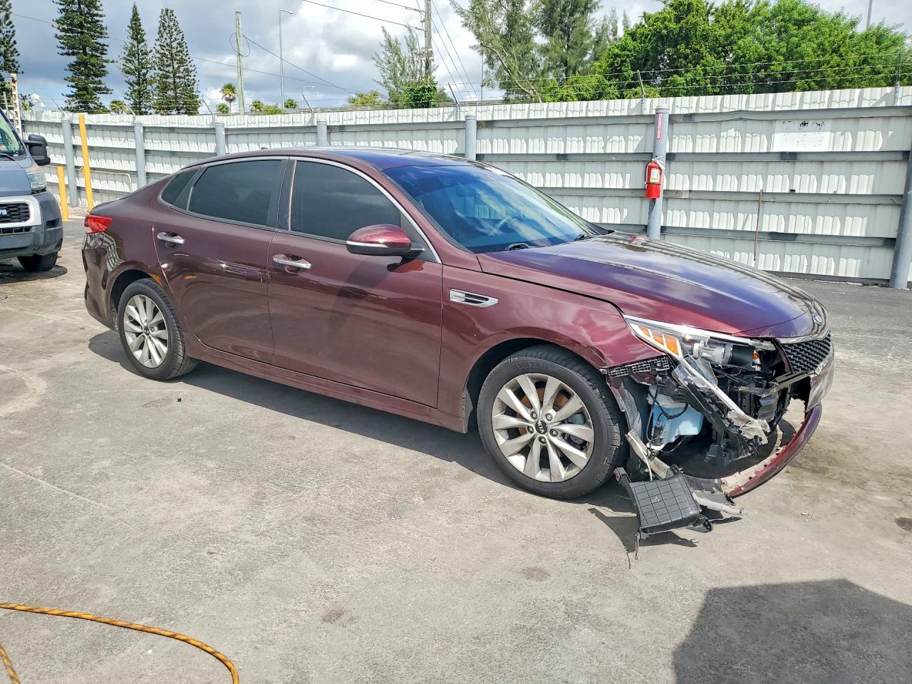 2018 KIA OPTIMA LX — снимка 4