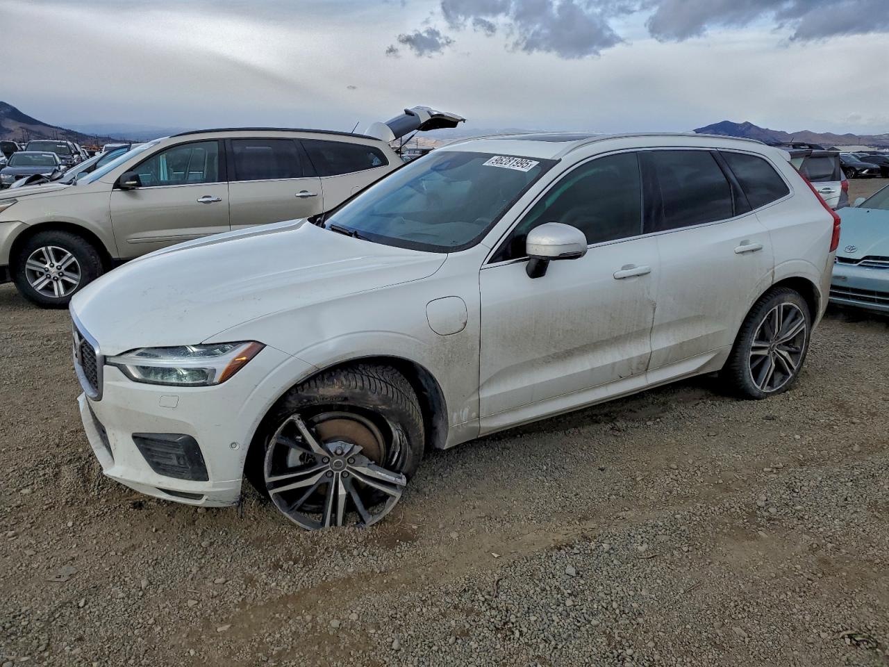 2019 VOLVO XC60 T8 R-DESIGN