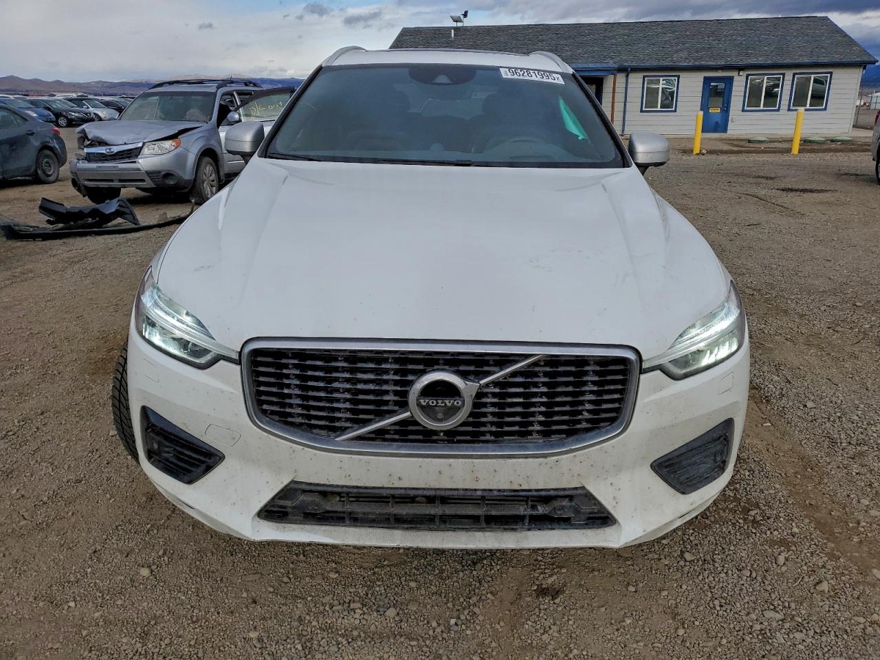 2019 VOLVO XC60 T8 R-DESIGN — снимка 5