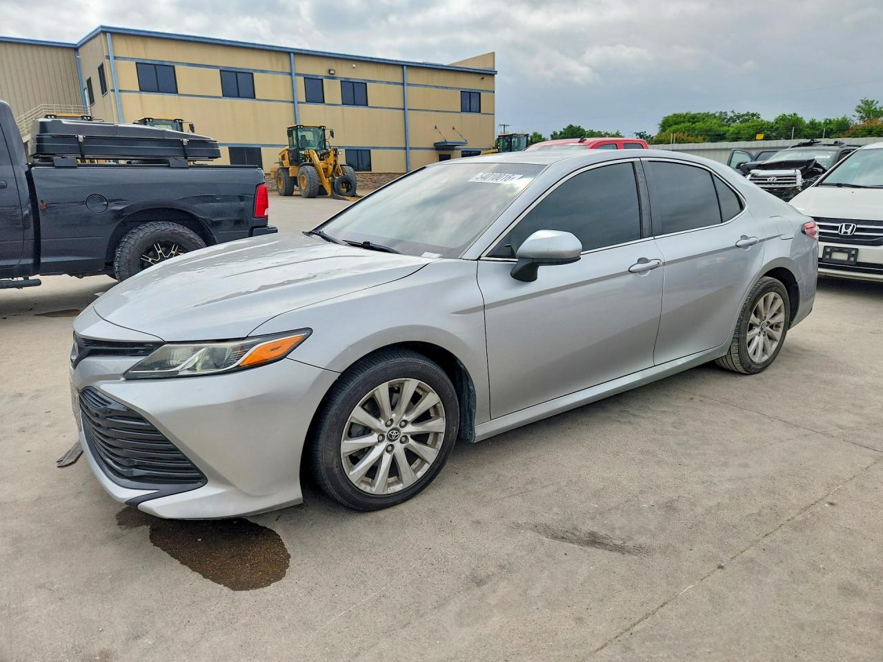 2018 TOYOTA CAMRY LE