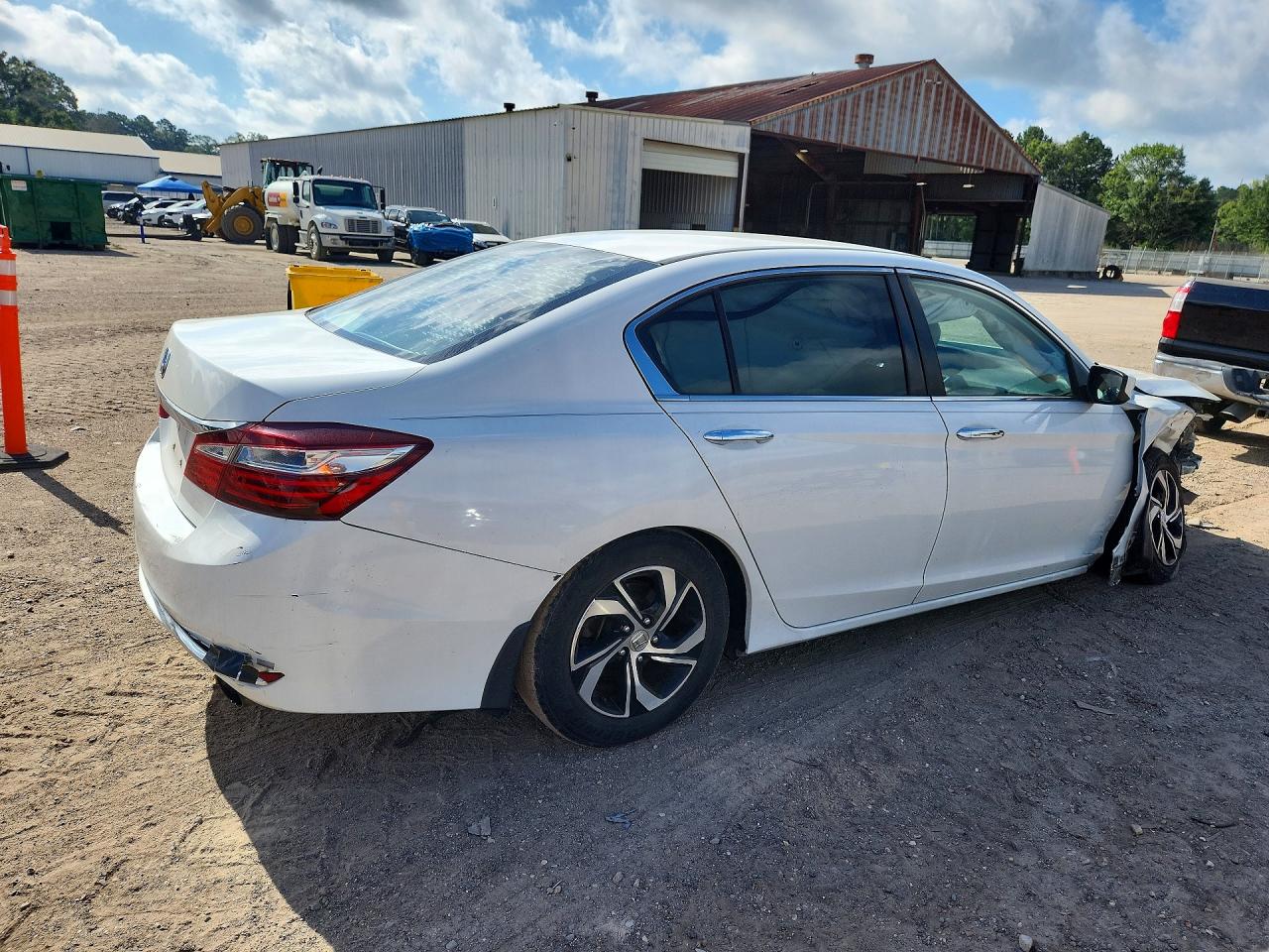 2017 HONDA ACCORD LX — снимка 3