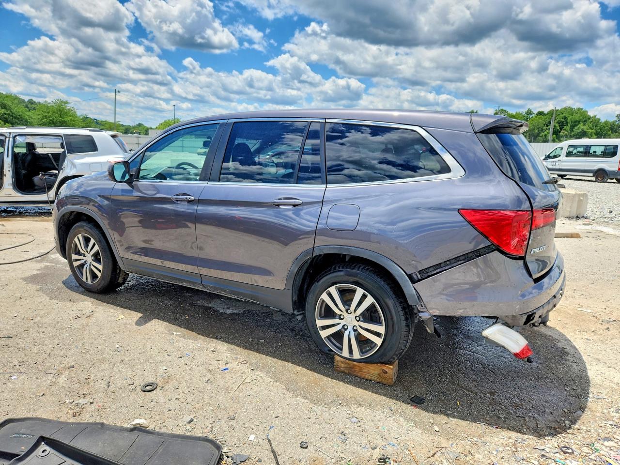 2017 HONDA PILOT EXL — снимка 2