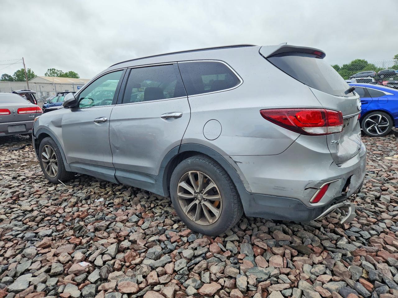 2019 HYUNDAI SANTA FE XL SE — снимка 2
