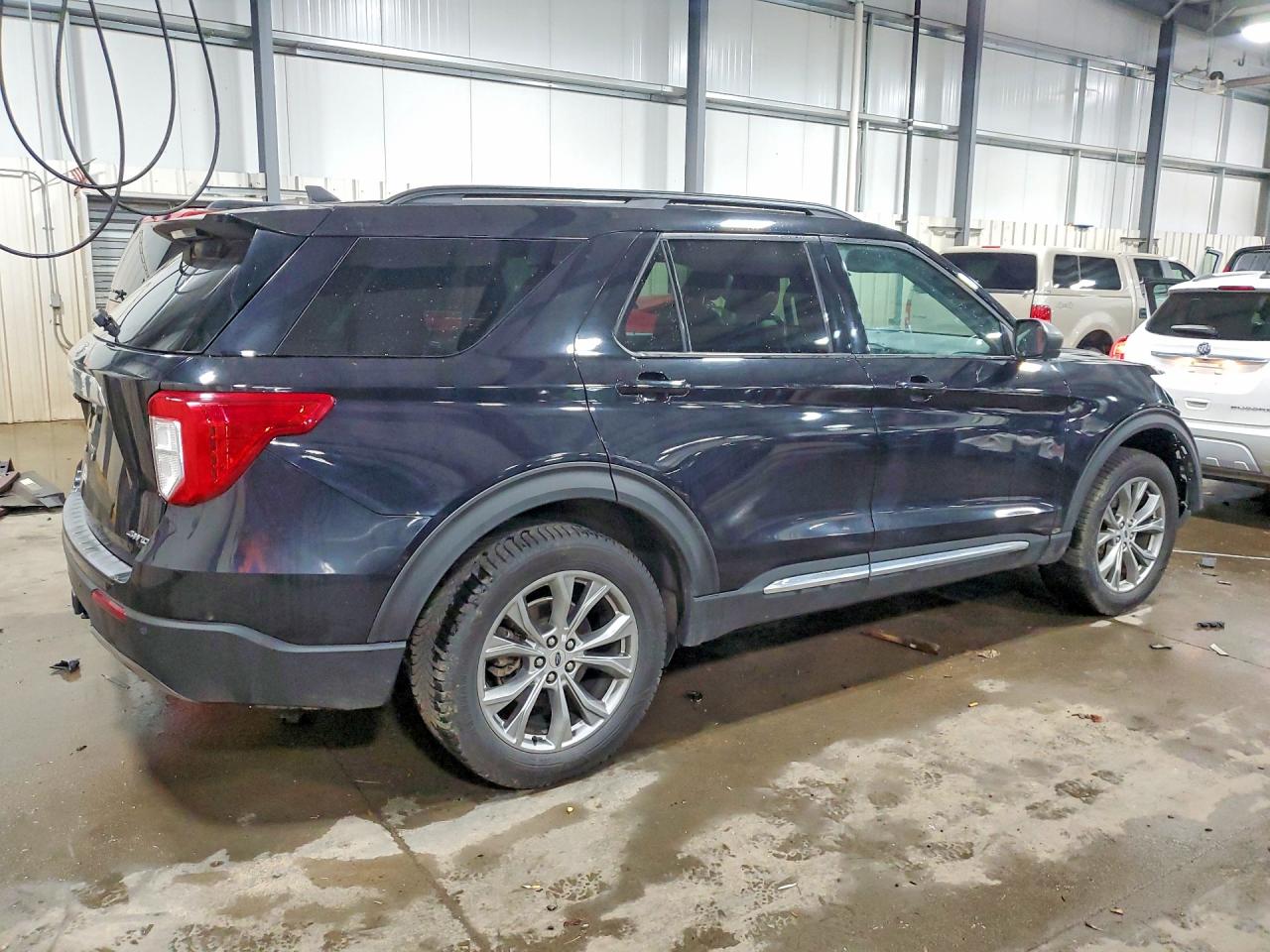 2021 FORD EXPLORER XLT — снимка 3