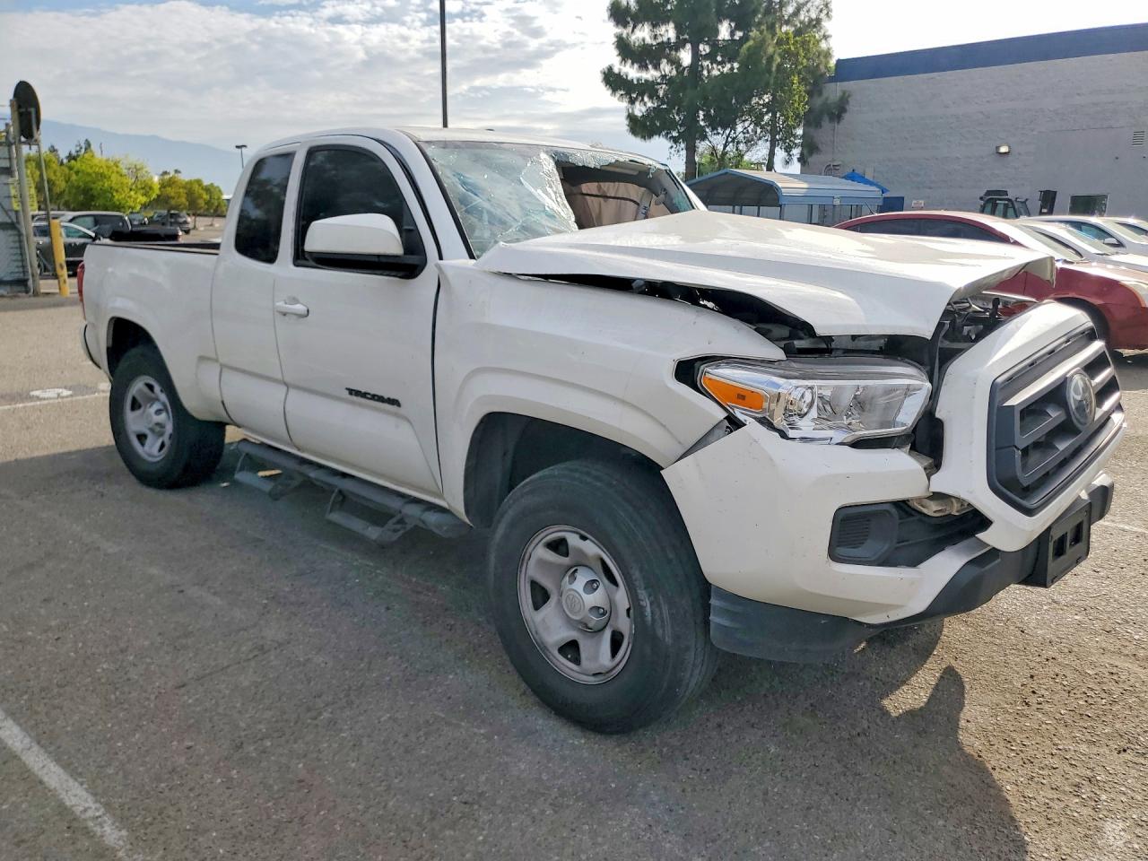 2022 TOYOTA TACOMA SR — снимка 4