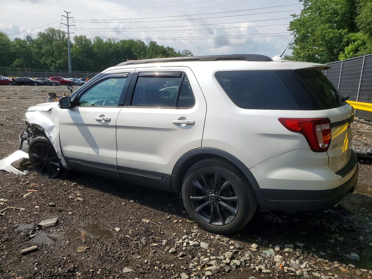 2019 FORD EXPLORER XLT — снимка 2
