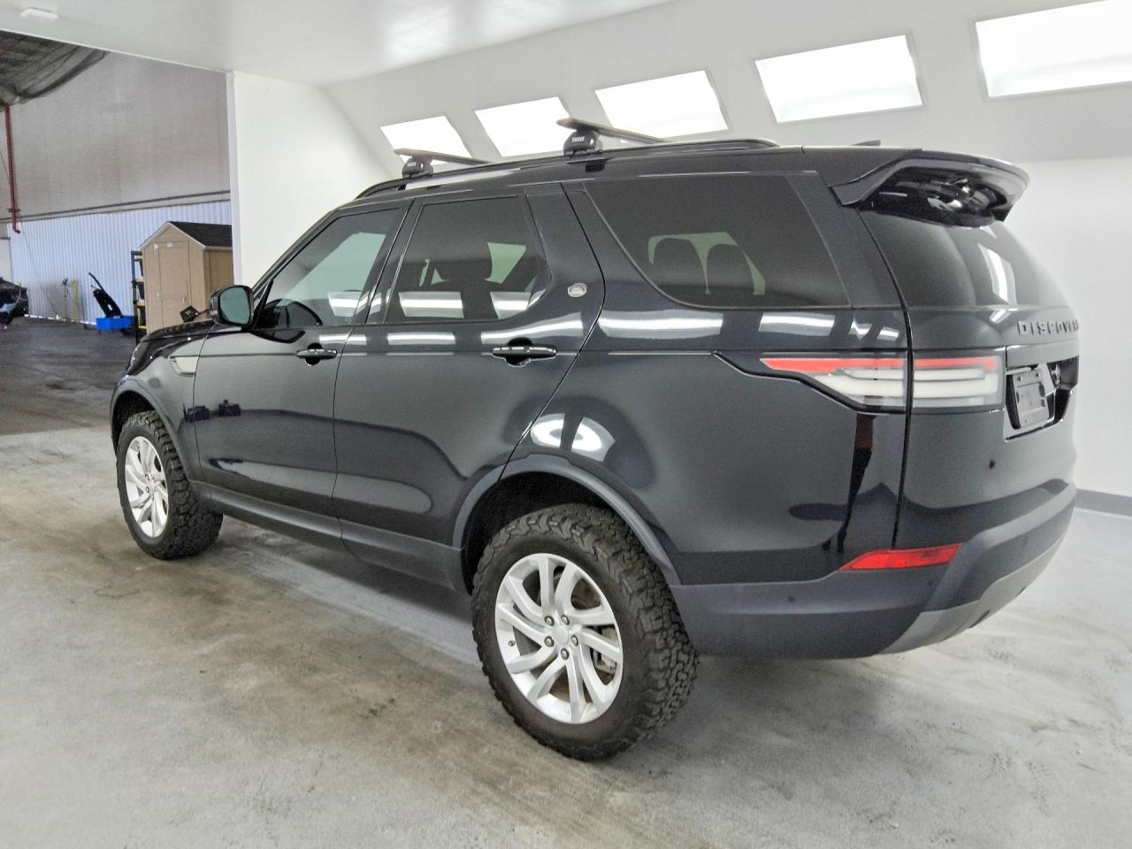 2020 LAND ROVER DISCOVERY SE — снимка 2