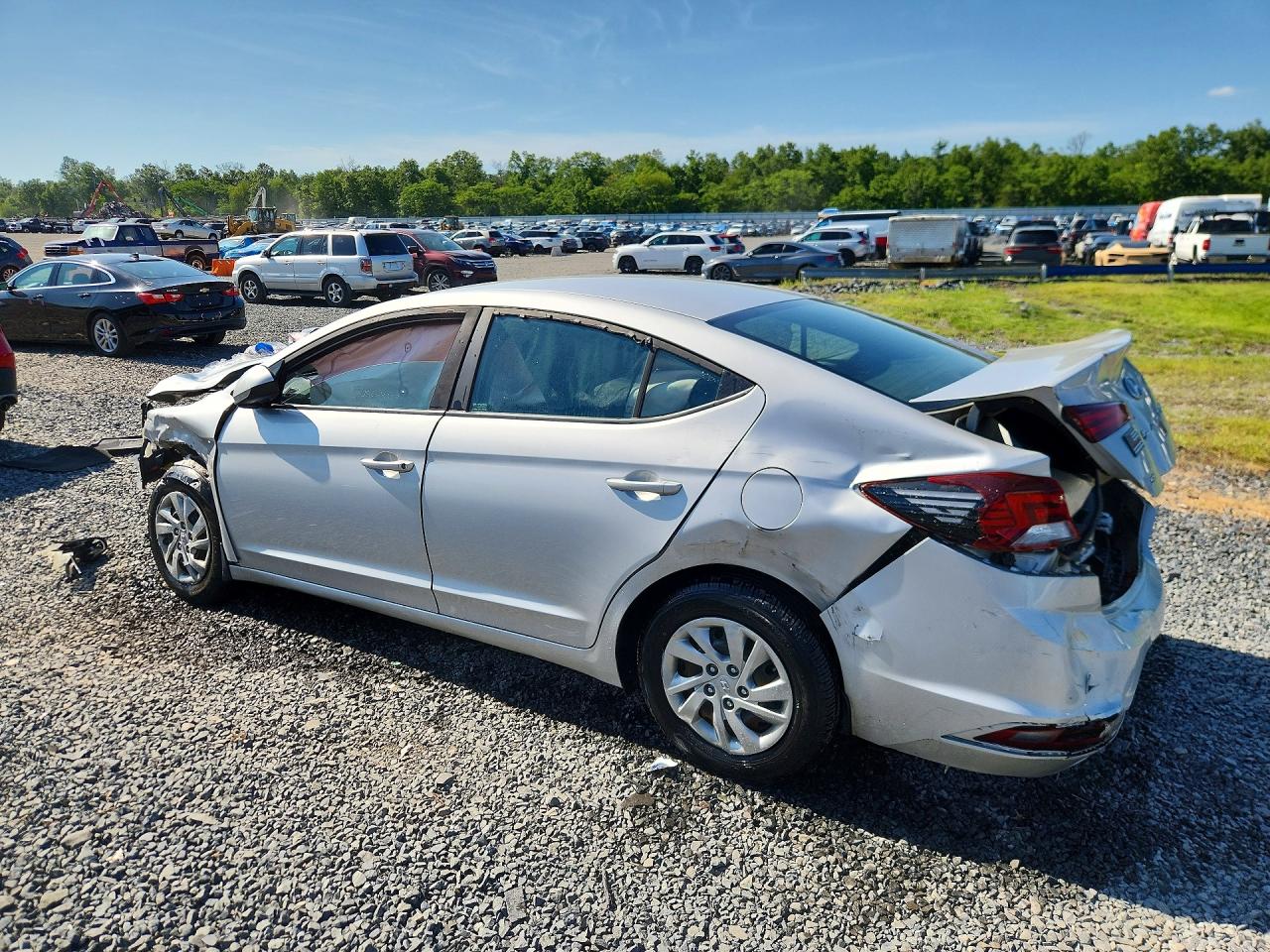 2019 HYUNDAI ELANTRA SE — снимка 2