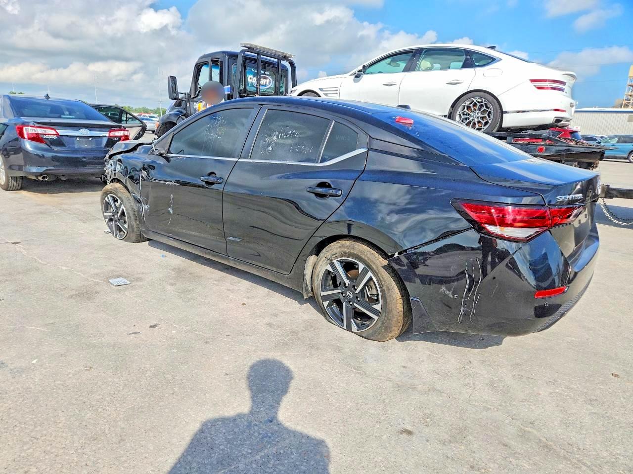 2025 NISSAN SENTRA SV — снимка 2