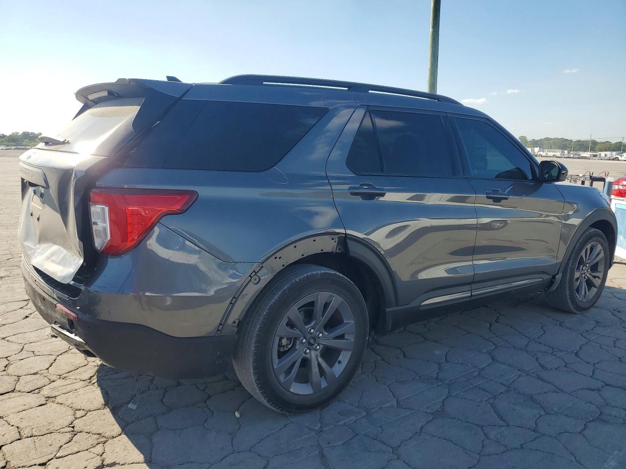 2023 FORD EXPLORER XLT — снимка 3