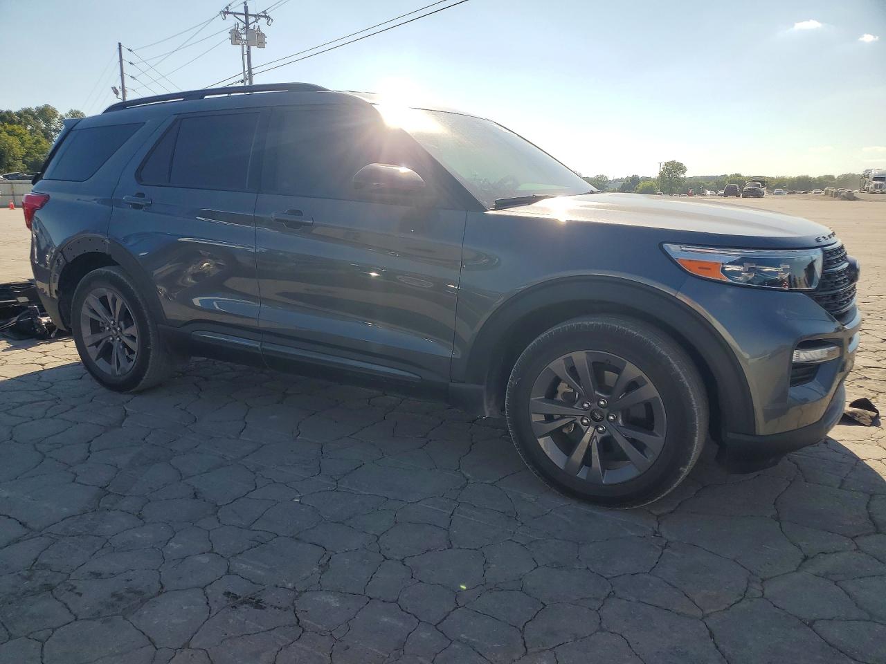 2023 FORD EXPLORER XLT — снимка 4