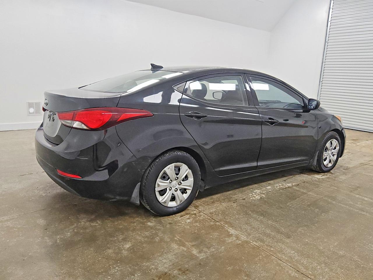 2016 HYUNDAI ELANTRA SE — снимка 3