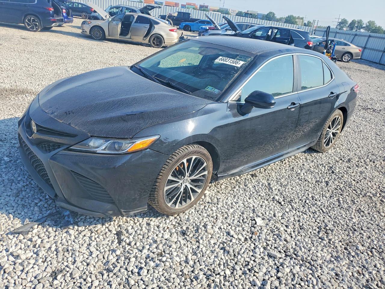 2020 TOYOTA CAMRY SE