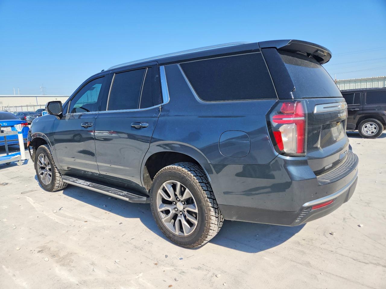 2021 CHEVROLET TAHOE C1500 LT — снимка 2
