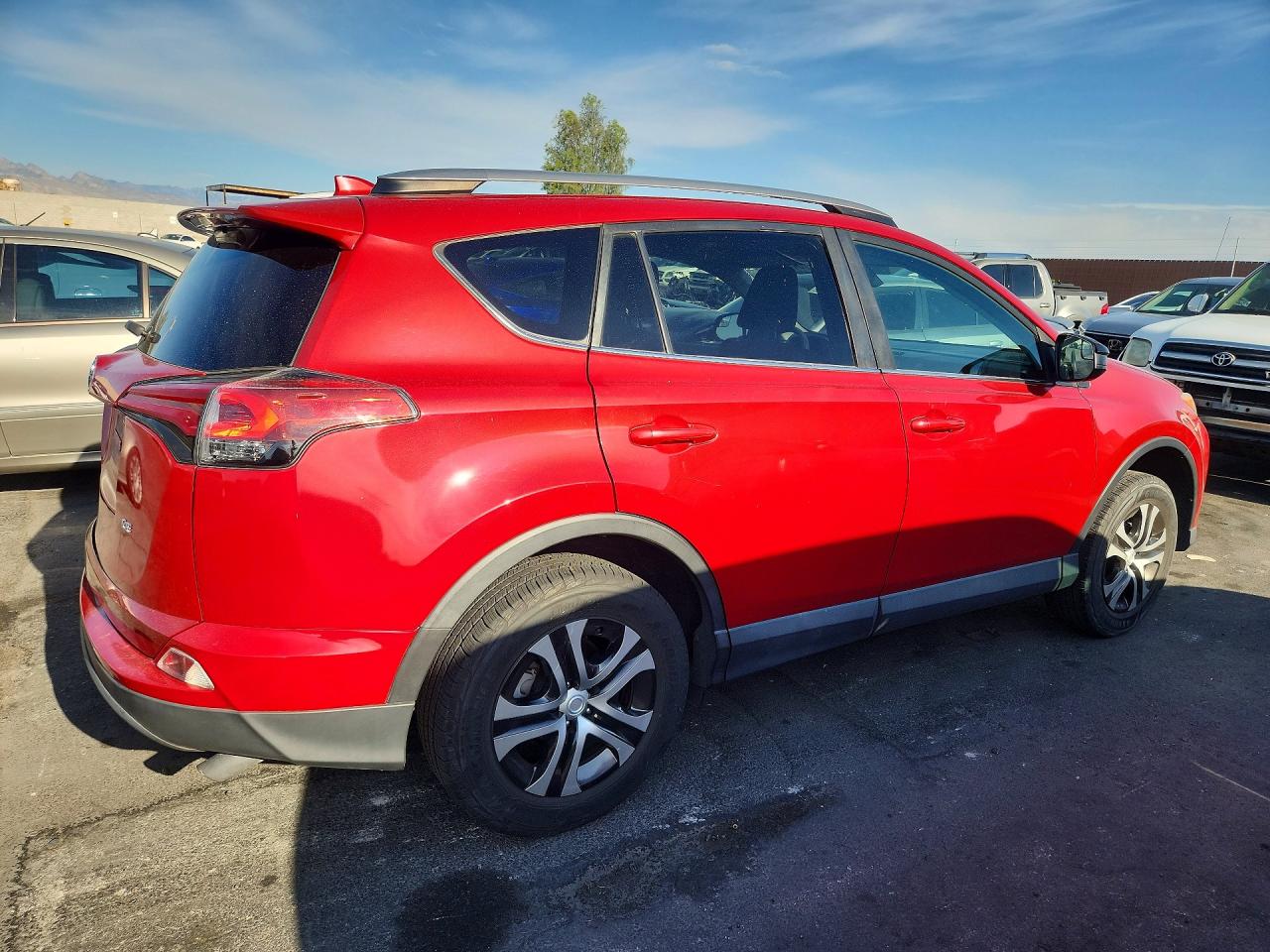 2017 TOYOTA RAV4 LE — снимка 3