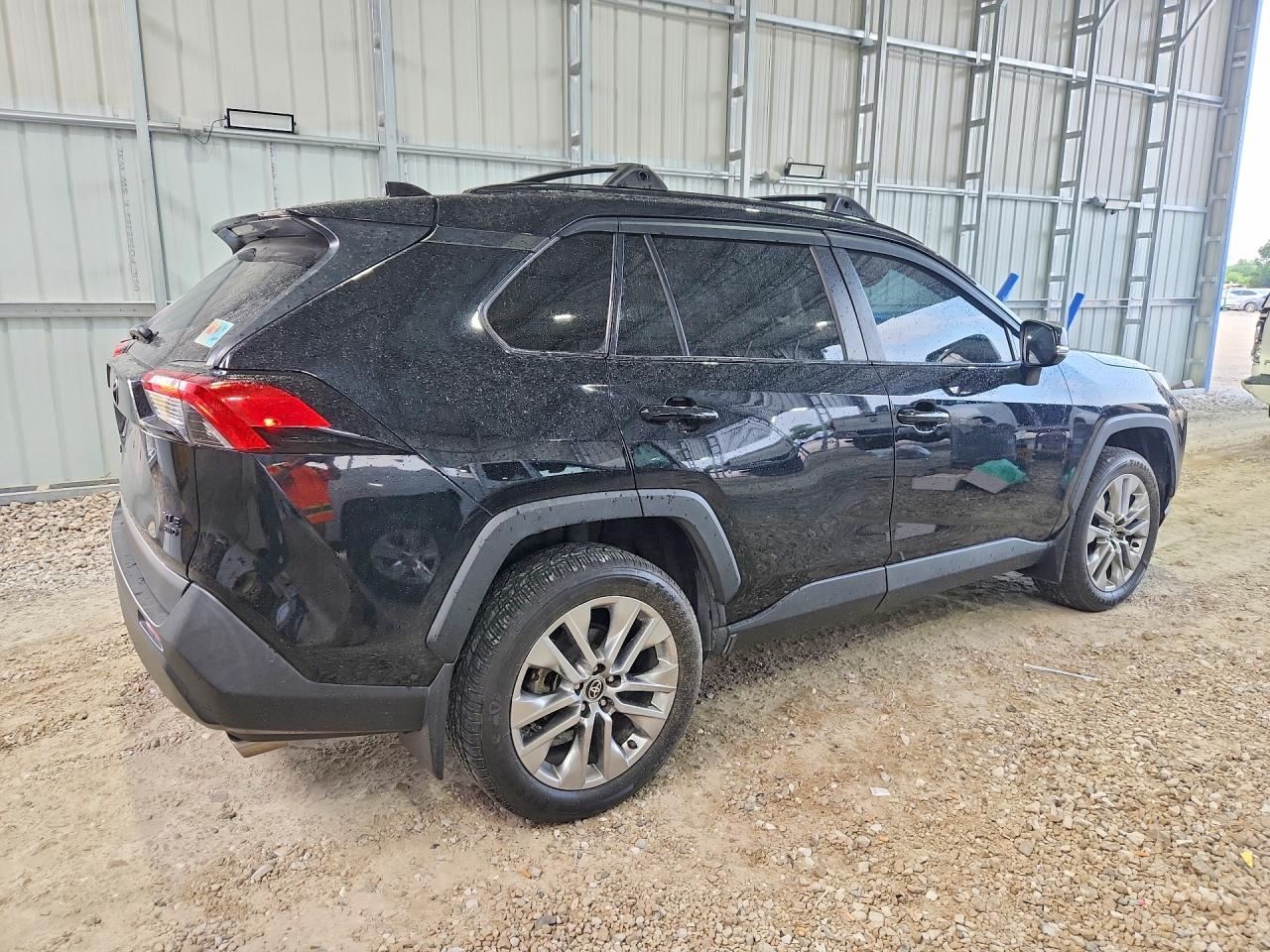 2019 TOYOTA RAV4 XLE PREMIUM — снимка 3