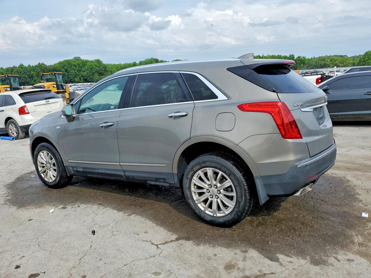 2017 CADILLAC XT5 — снимка 2