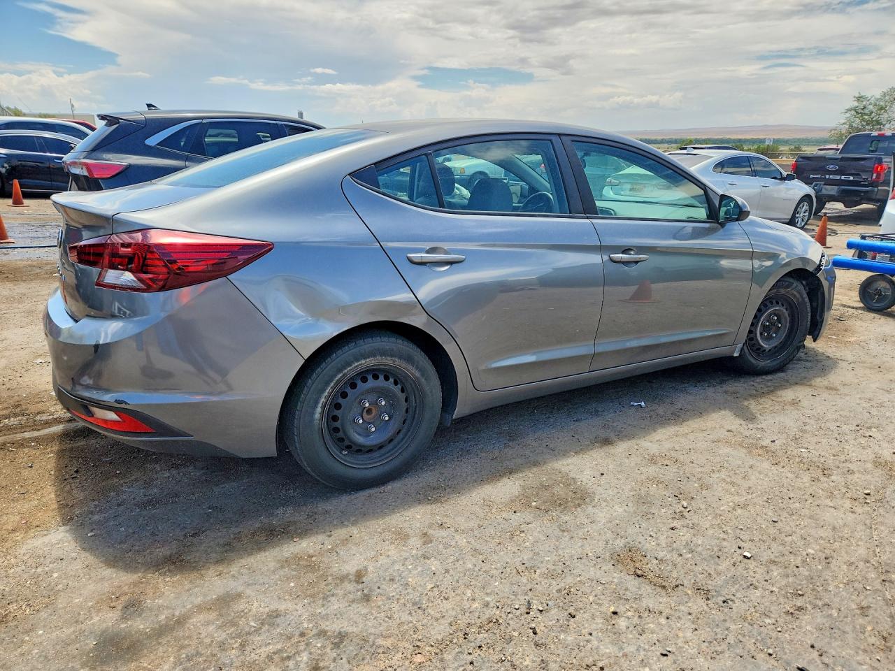 2019 HYUNDAI ELANTRA SE — снимка 3
