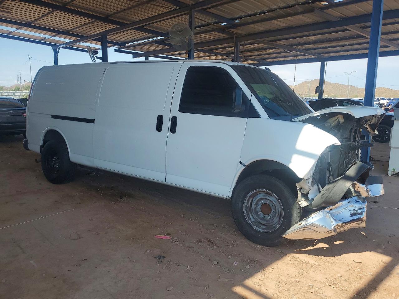 2017 CHEVROLET EXPRESS 2500 — снимка 4