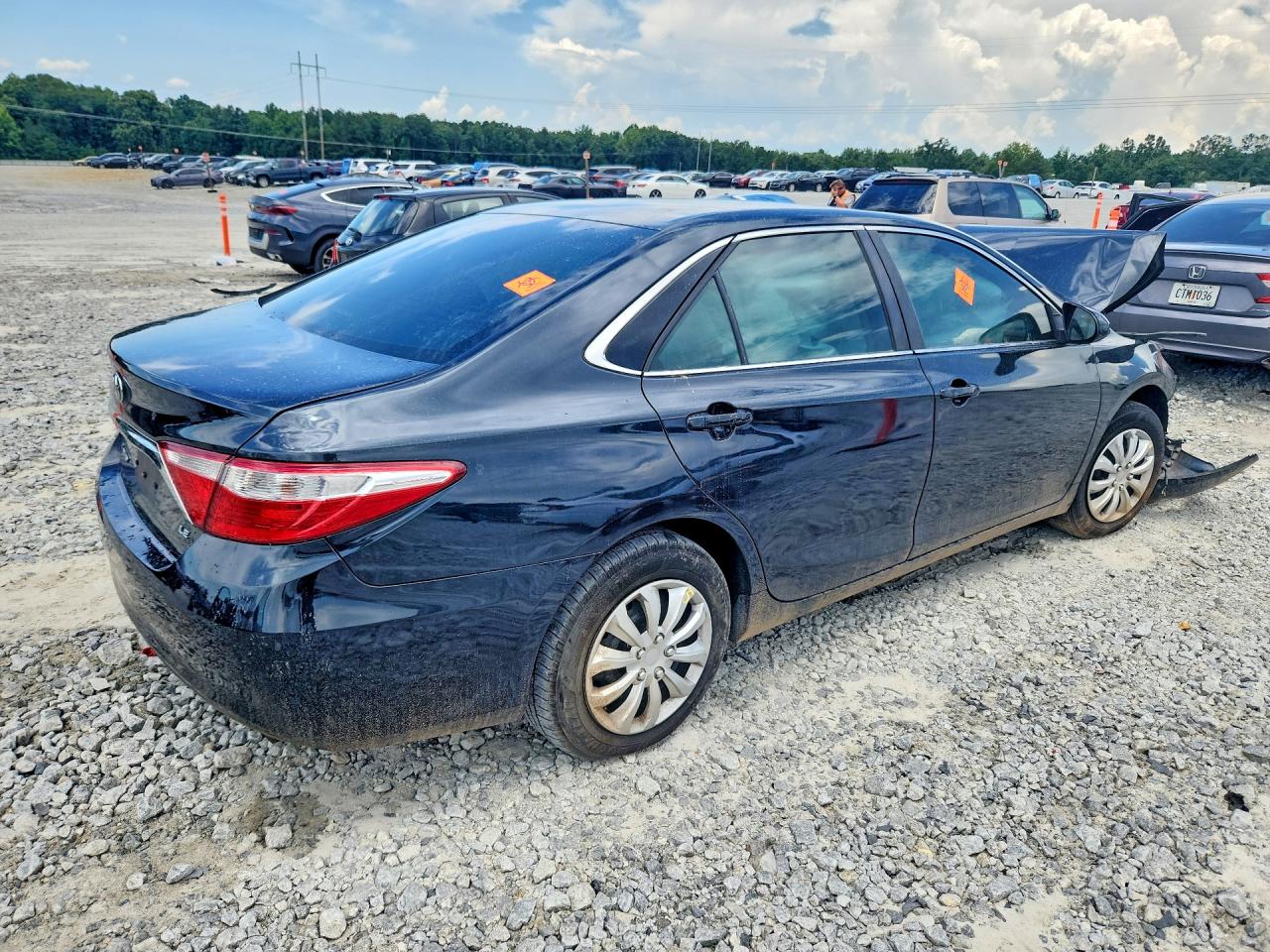 2017 TOYOTA CAMRY LE — снимка 3