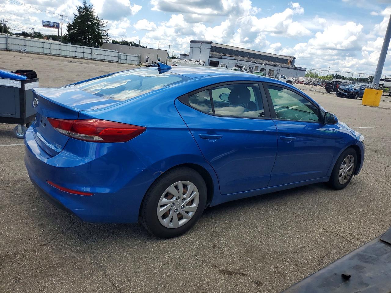 2017 HYUNDAI ELANTRA SE — снимка 3
