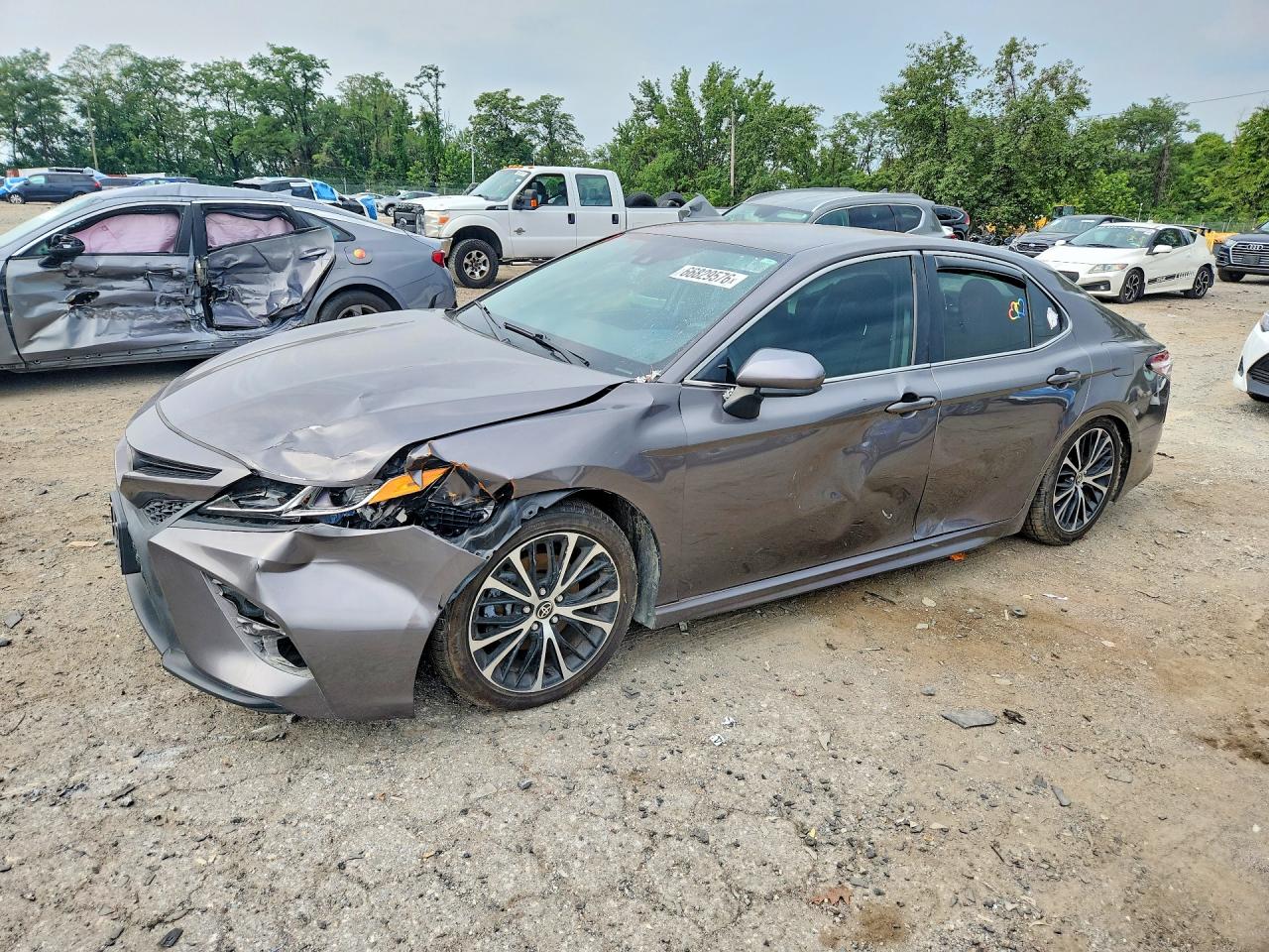 2020 TOYOTA CAMRY SE