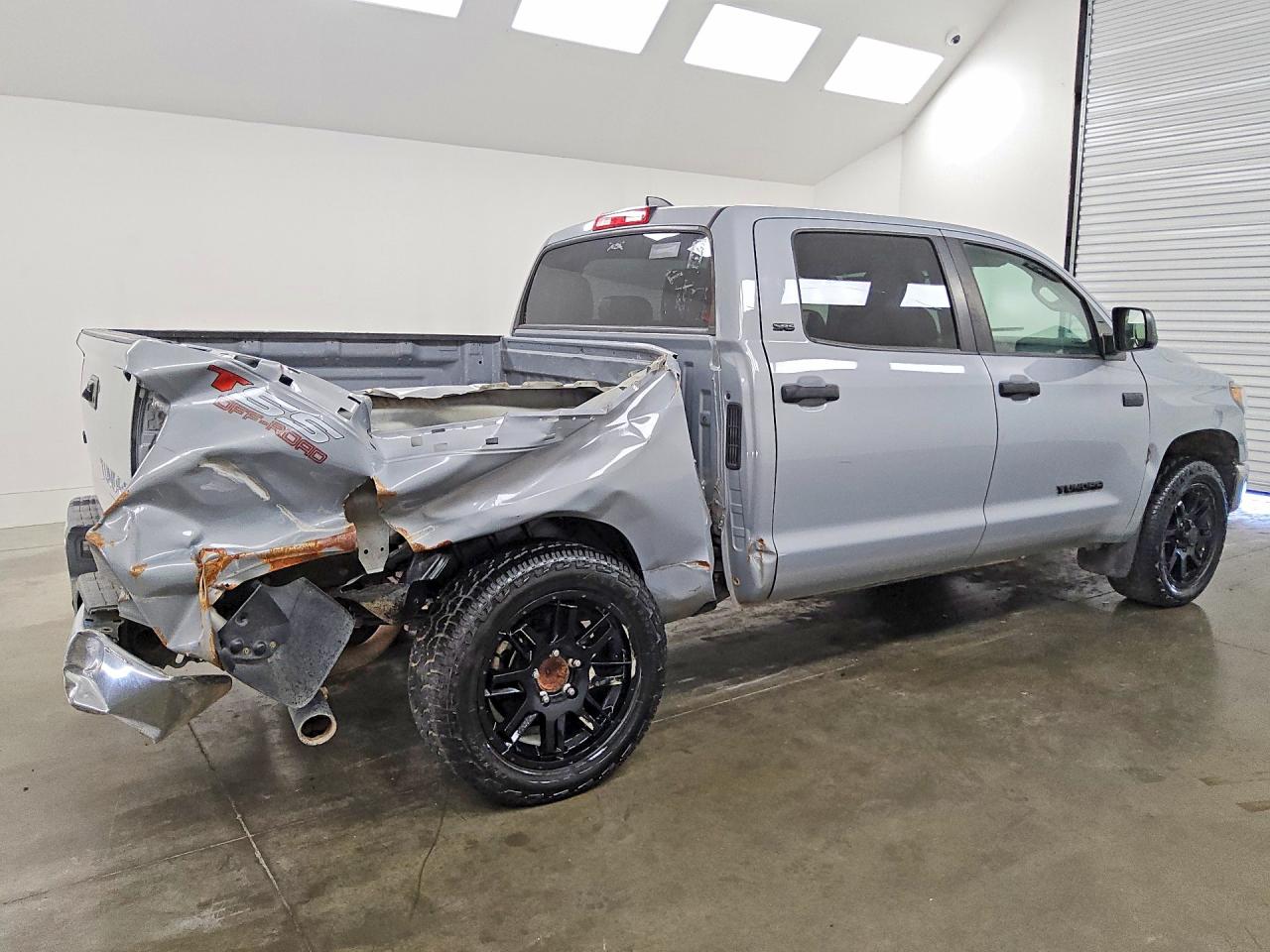 2020 TOYOTA TUNDRA SR5 — снимка 3