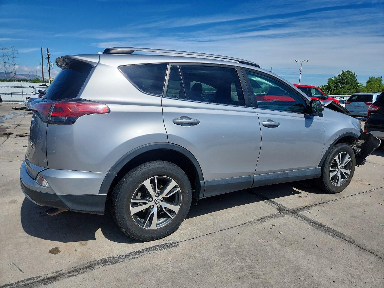 2017 TOYOTA RAV4 XLE — снимка 3