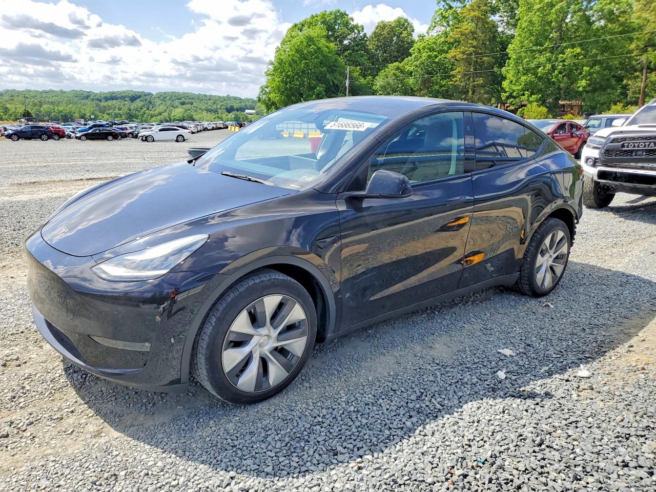 2023 TESLA Y