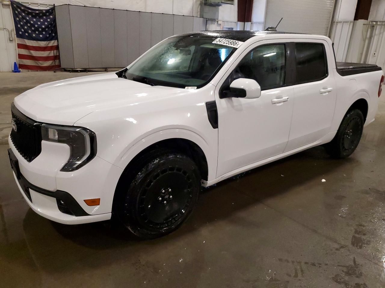 2025 FORD MAVERICK LOBO