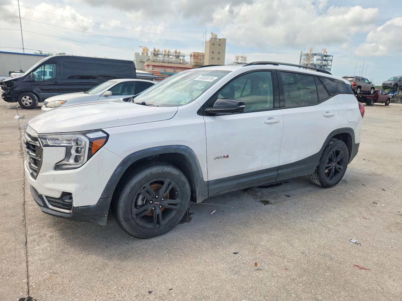 2022 GMC TERRAIN AT4