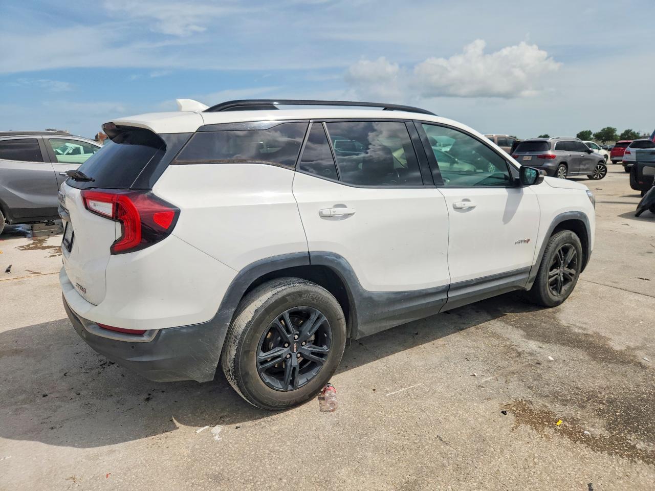 2022 GMC TERRAIN AT4 — снимка 3