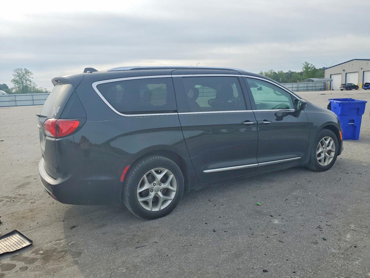 2017 CHRYSLER PACIFICA TOURING L PLUS — снимка 3