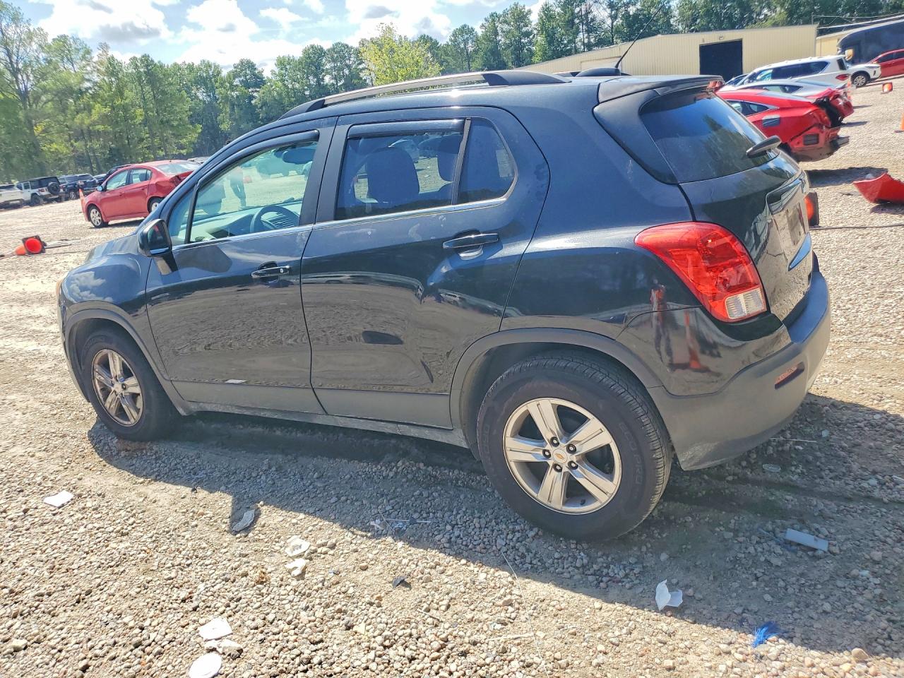 2015 CHEVROLET TRAX 1LT — снимка 2