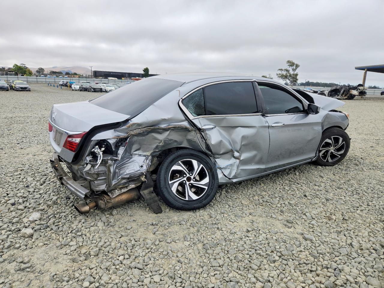 2017 HONDA ACCORD LX — снимка 3