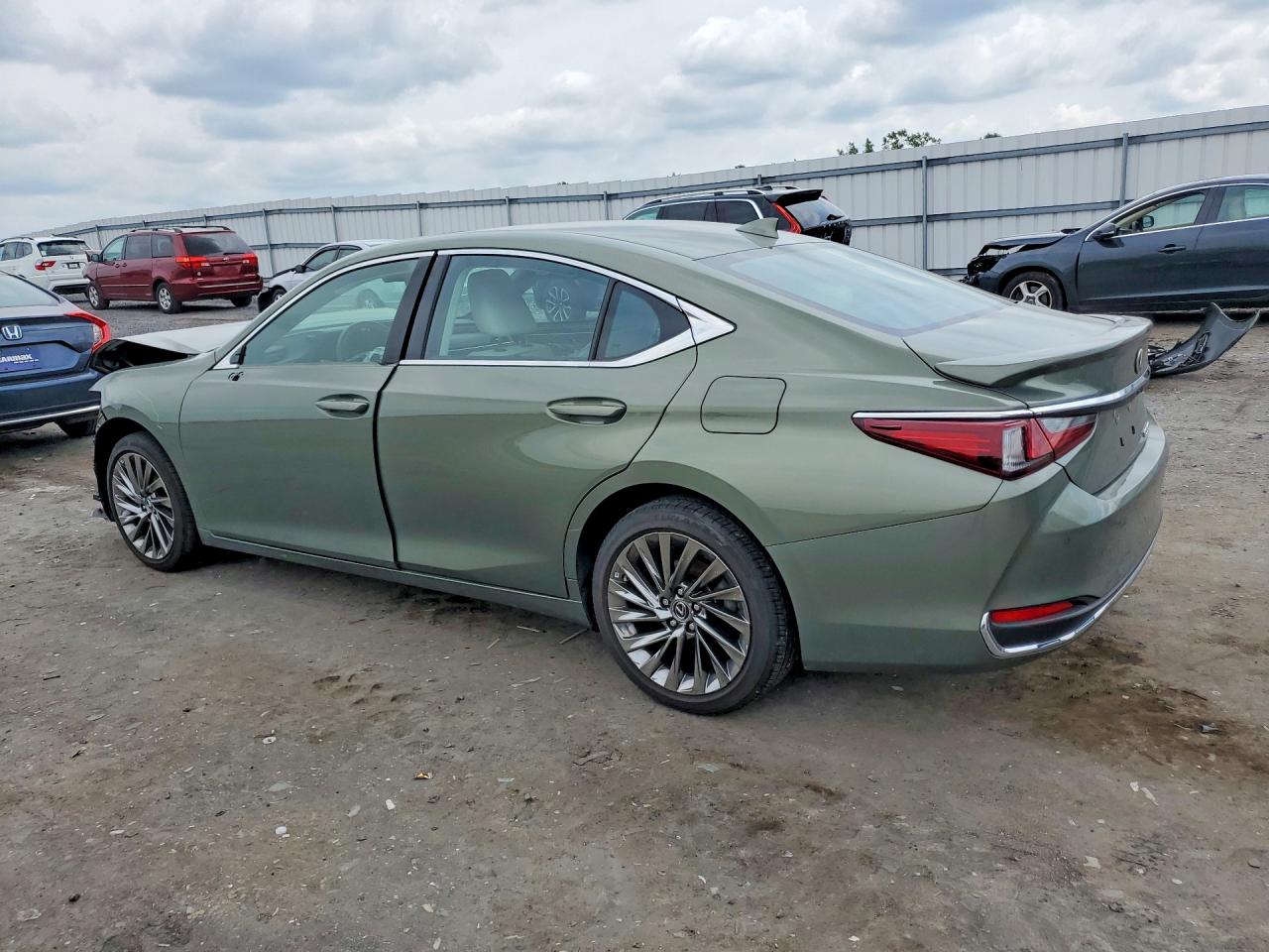 2024 LEXUS ES 300H ULTRA LUXURY — снимка 2