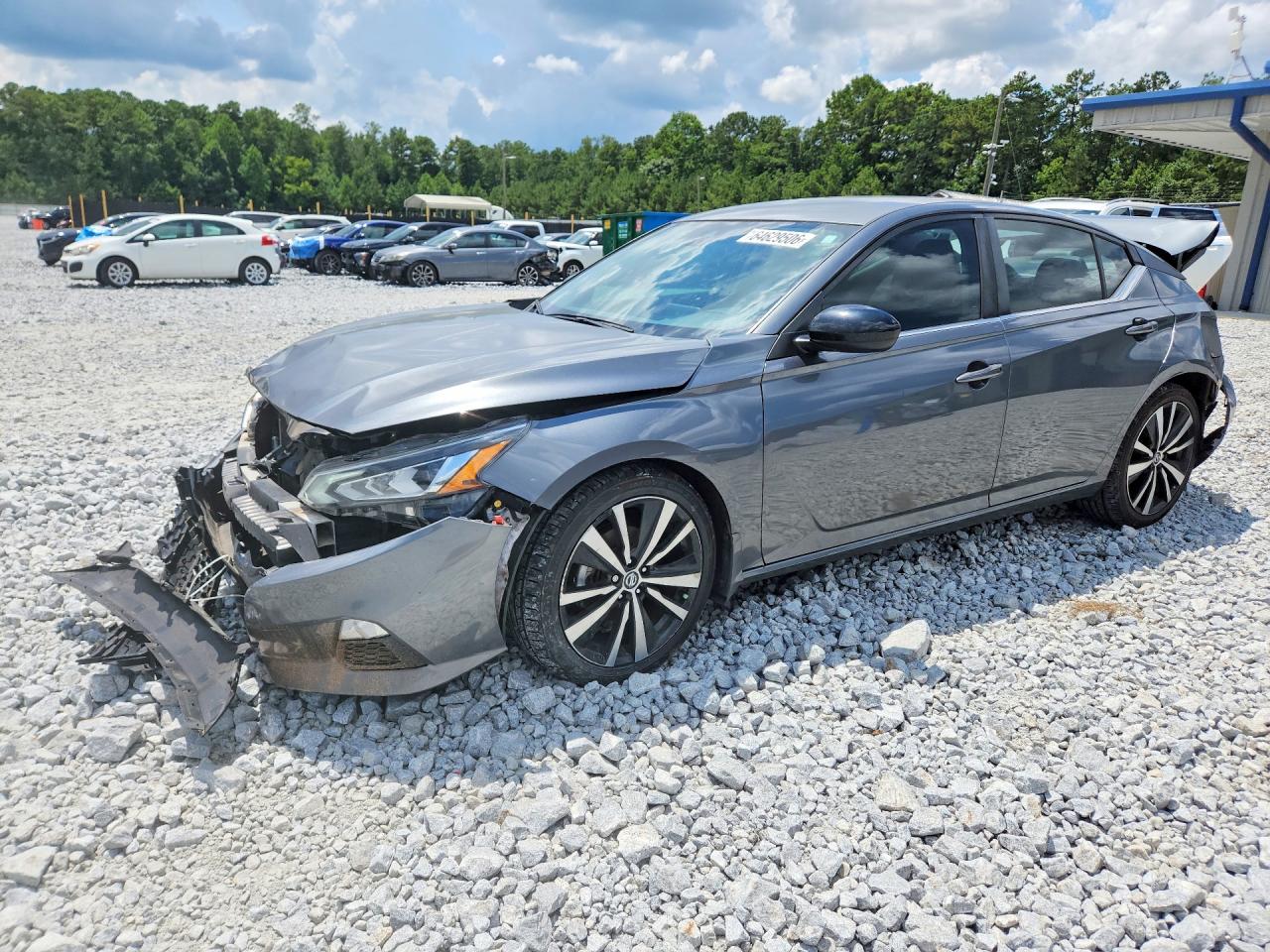 2022 NISSAN ALTIMA SR