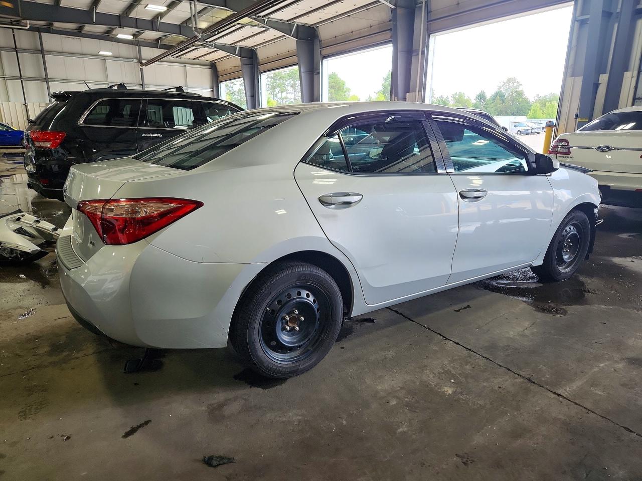 2017 TOYOTA COROLLA LE — снимка 3