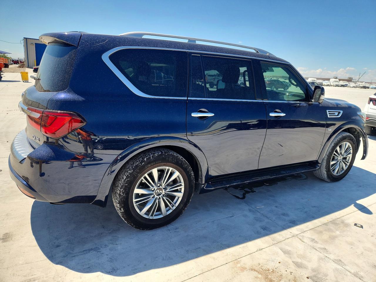 2020 INFINITI QX80 LUXE — снимка 3